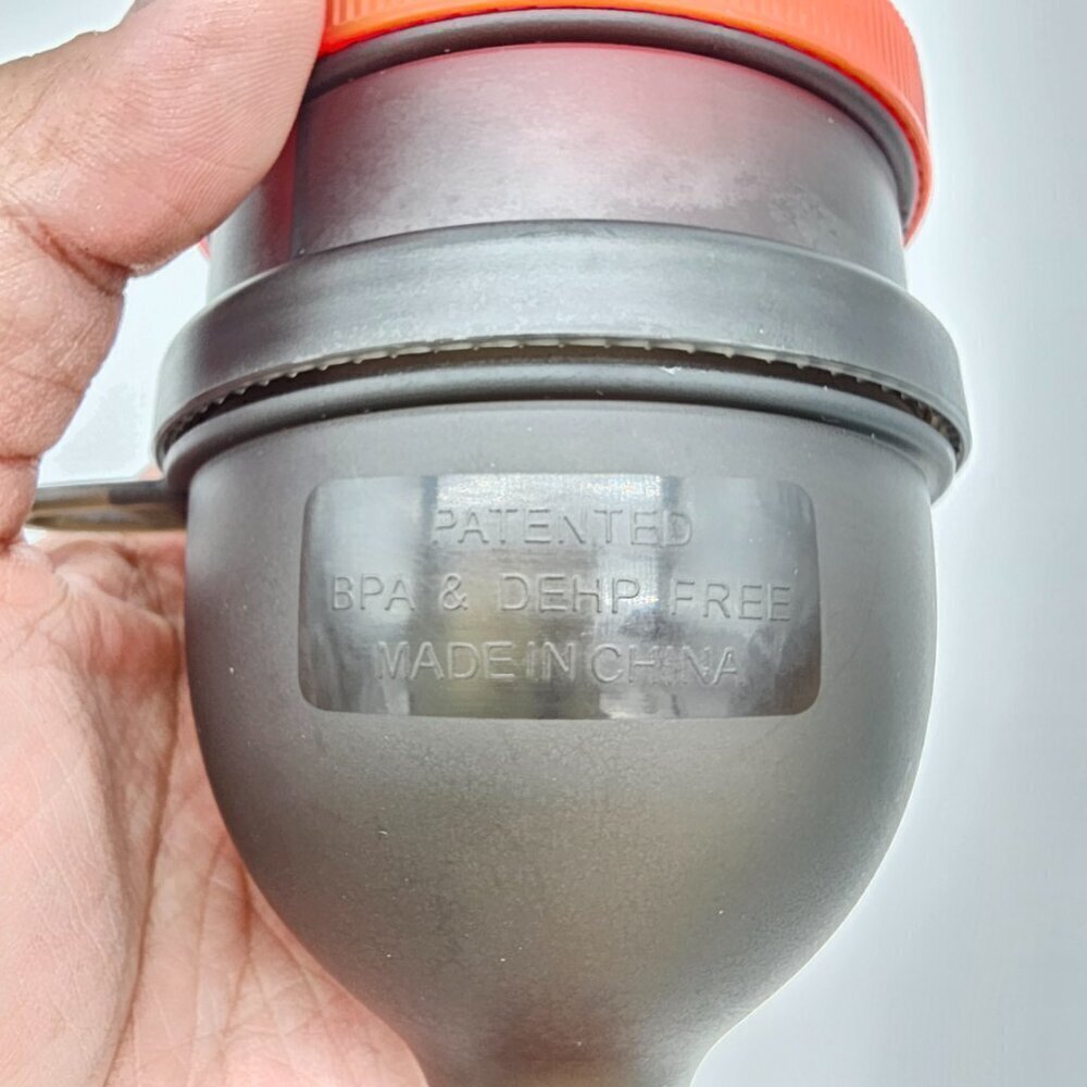 Sport Shaker Bottle 25oz (700ml) and Travel Funnel/Pill Container - Bundle (2pc) - Picture 14 of 16